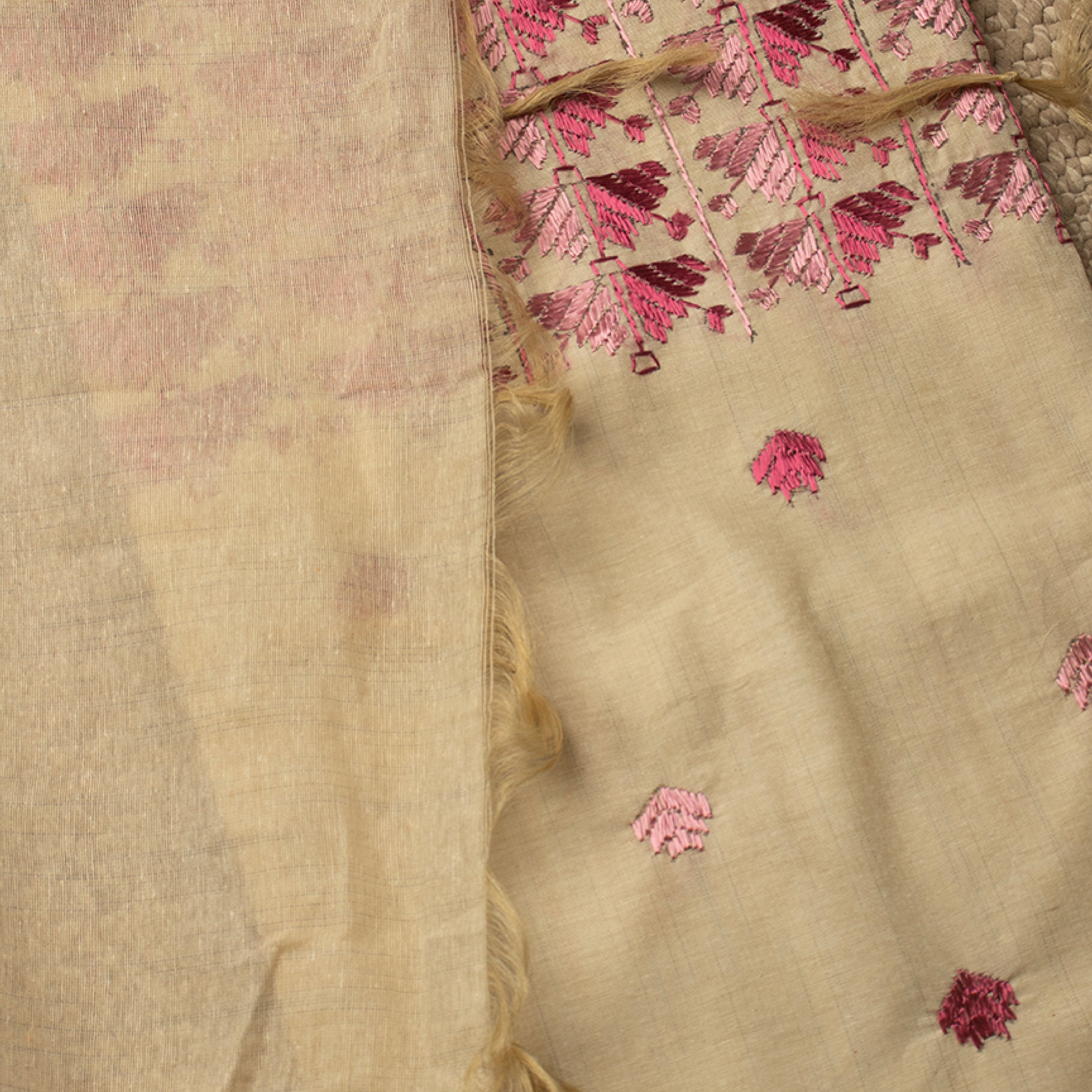 Sindhi Kadhai embroidered white and pink unstitched suit