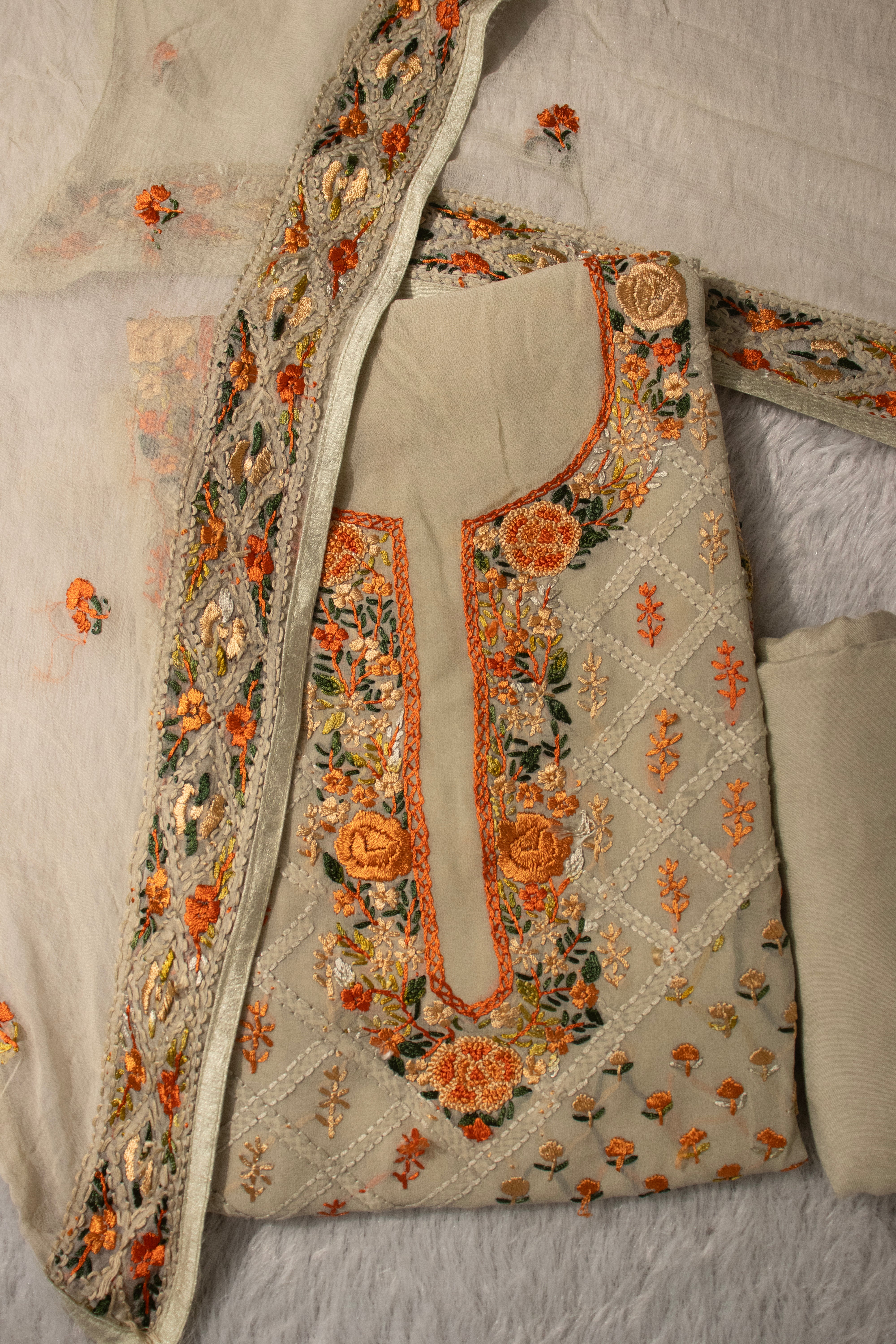 Georgette Gulzar peach unstitched suit